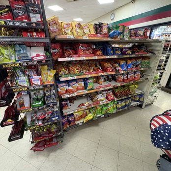 Exxon - Snacks - Gas Stations Near Me - FOREST PARK, Illinois Exxon - Snacks - Gas Stations Near Me - FOREST PARK, Illinois