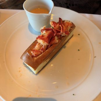 Eddie V's Prime Seafood - Lobster roll - Seafood Near Me - Mclean, Virginia