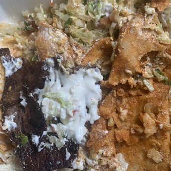 Taqueria El Gran Taco - Not a chicken enchilada but a barfy looking dry slab of cardboard tasting steak and some soggy tortillas. Kind of like quesadillas (?). - Mexican Near Me - Sonoma, California
