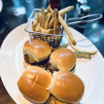 Yard House - Classic Sliders 5/5 stars - New American Near Me - San Antonio, Texas Yard House - Classic Sliders 5/5 stars - New American Near Me - San Antonio, Texas