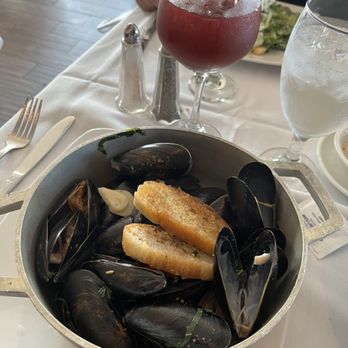 Trattoria Toscana - Zuppa di mussles - Italian Near Me - Staten Island, New York Trattoria Toscana - Zuppa di mussles - Italian Near Me - Staten Island, New York