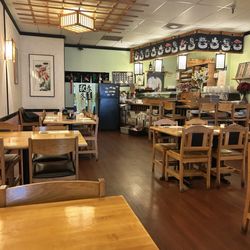 Osaka Japanese Restaurant - Restaurant was empty when I came around 2pm on Saturday.