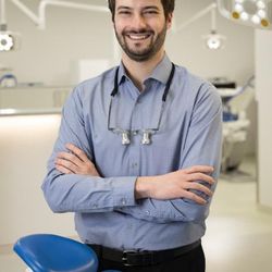 Clinique Dentaire Du Carrefour - Dr Nicholas Bureau
