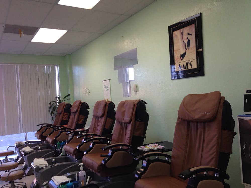 CITY NAIL - 140 S Midwest Blvd, Oklahoma City, Oklahoma - Nail Salons