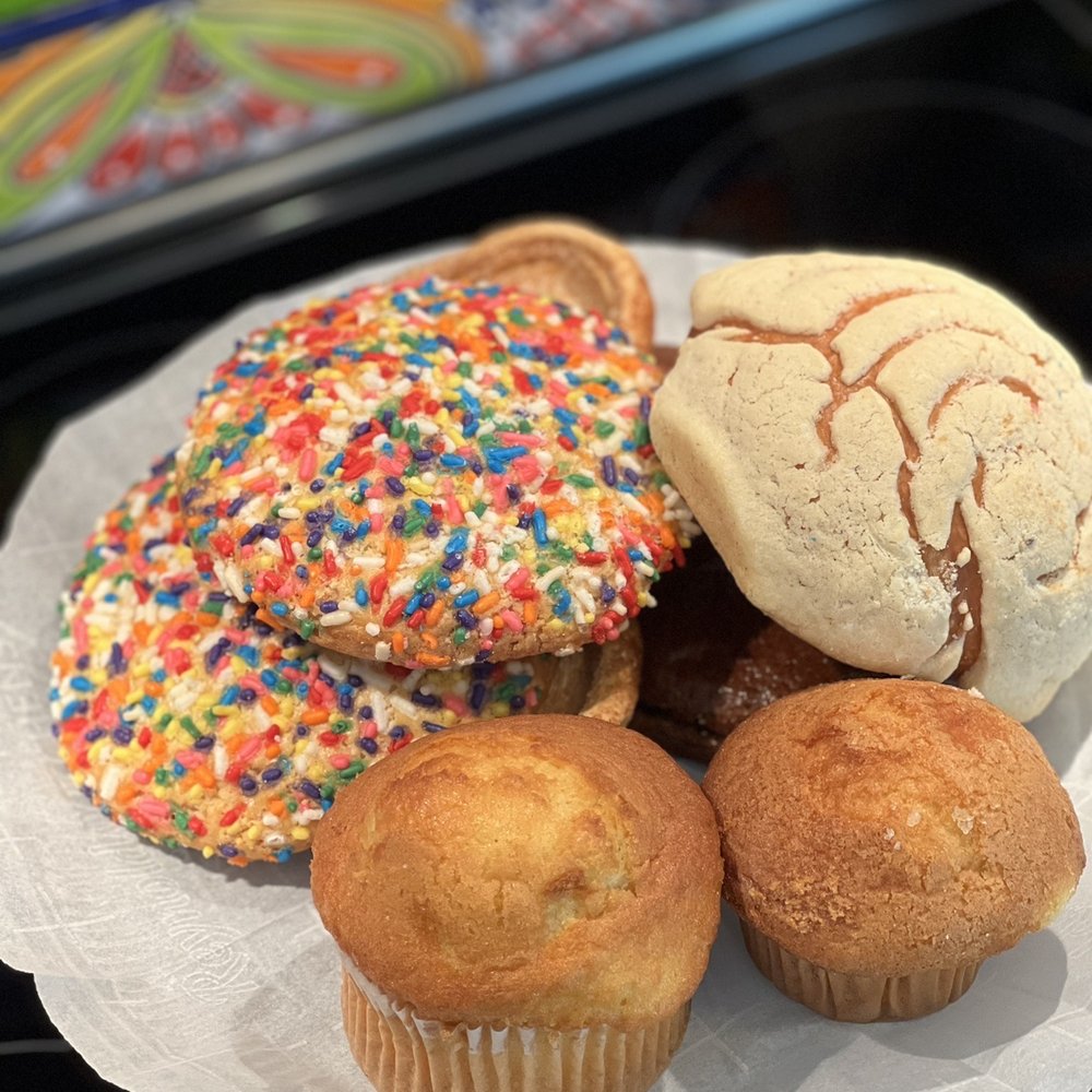 Panaderia El Molino - a variety of pastries - Bakeries Near Me - Manassas Park, Virginia Panaderia El Molino - a variety of pastries - Bakeries Near Me - Manassas Park, Virginia