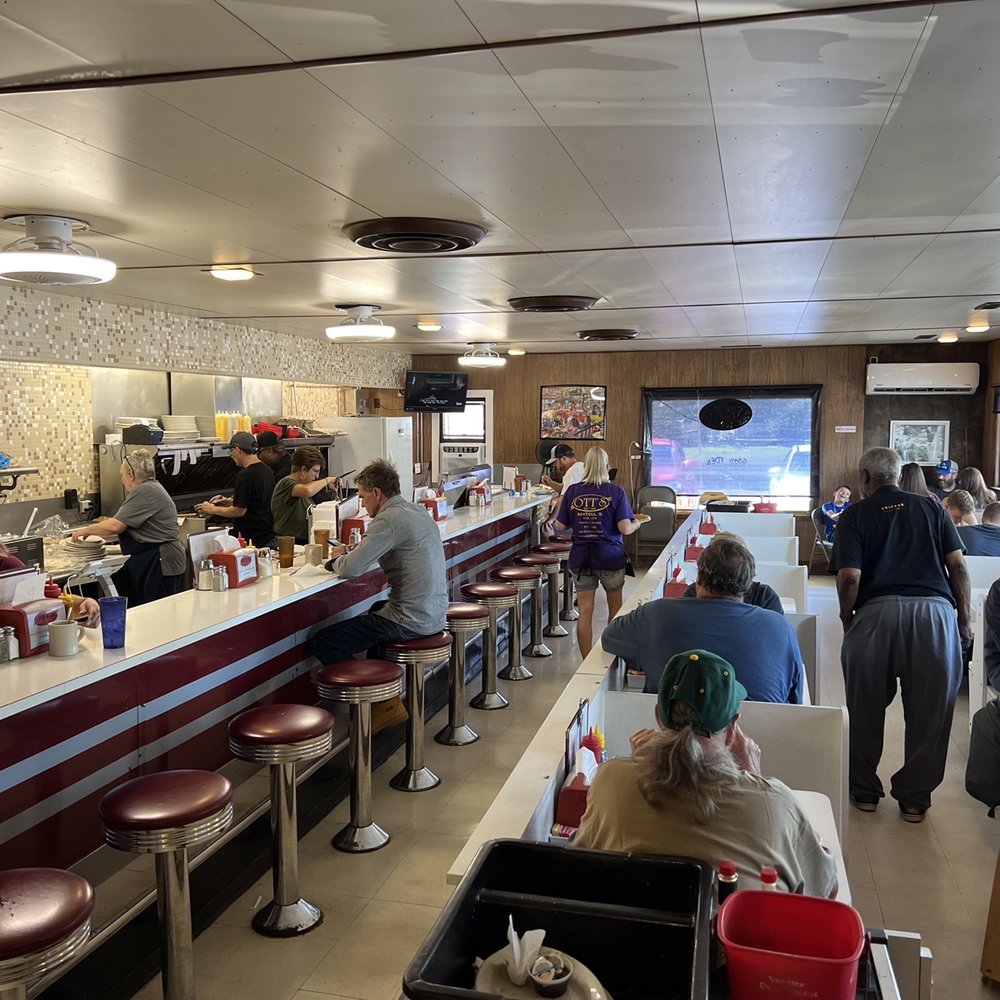 Ott's Drive In - Inside - American Near Me - Rantoul, Illinois Ott's Drive In - Inside - American Near Me - Rantoul, Illinois