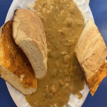 Yats - Chili-Cheese Etouffee (full order) plus extra bread. - Cajun/Creole Near Me - Indianapolis, Indiana Yats - Chili-Cheese Etouffee (full order) plus extra bread. - Cajun/Creole Near Me - Indianapolis, Indiana