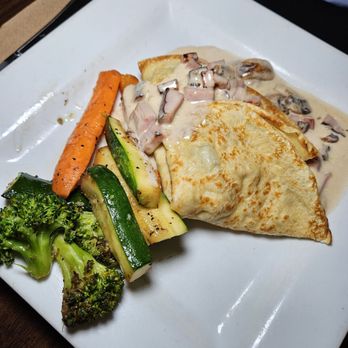 La Frite Belgian Bistro - Crepe Jambon - Belgian Near Me - San Antonio, Texas La Frite Belgian Bistro - Crepe Jambon - Belgian Near Me - San Antonio, Texas