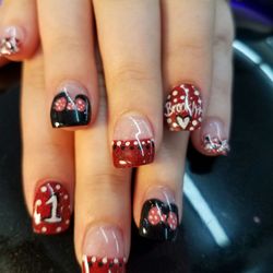 Sandy's Hair & Nail Shoppe