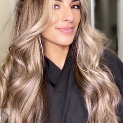 Sissyano Salon - Balayage, brunette