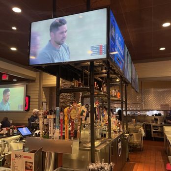 Smokey Bones Ronkonkoma - American Near Me - Ronkonkoma, New York