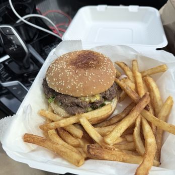 Milano Pizzeria - Cheeseburger and fries lunch special. Very good! - Pizza Near Me - New Castle, Delaware Milano Pizzeria - Cheeseburger and fries lunch special. Very good! - Pizza Near Me - New Castle, Delaware