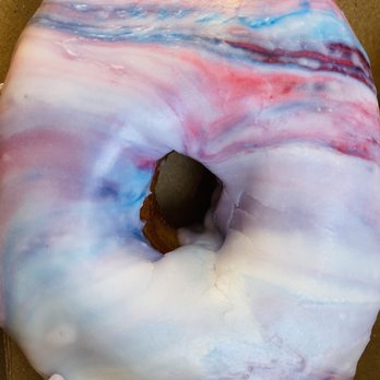 Amazing Glaze Donuts - Summer vanilla - Donuts Near Me - Pocatello, Idaho