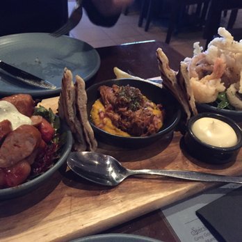 Sephardim - Mergeuz, hummus kawarma, fritto mixtada - Mediterranean Near Me - Warners Bay, NSW