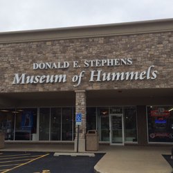 Donald E. Stephens Museum of Hummels - Front entrance