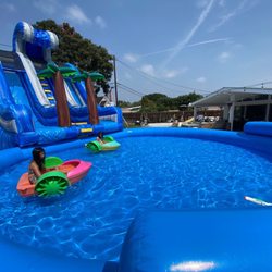 714 Jumpers - Typhoon lagoon