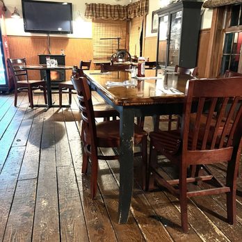 J Rocco's - Nothing Fancy, Just Toasty & Comfy - Steakhouses Near Me - Shandaken, New York