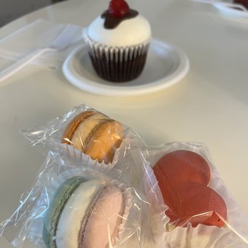 Whipped Bakery & Cafe - Fatcarons and a Black Forest cupcake - Bakeries Near Me - Leander, Texas Whipped Bakery & Cafe - Fatcarons and a Black Forest cupcake - Bakeries Near Me - Leander, Texas