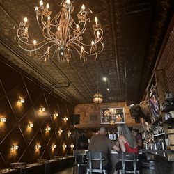 Mandarin Hide - Bar