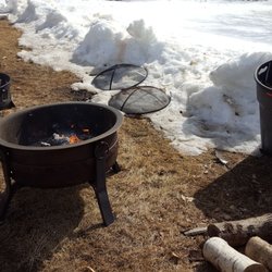 Russell Farm Bakery - Outdoor fire pit during Maple Syrup Sunday