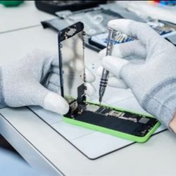 Sellabration Solutions - Working on an iphone