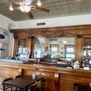 259 Brantley's Bistro - Gorgeous wooden bar - Steakhouses Near Me - Boerne, Texas 259 Brantley's Bistro - Gorgeous wooden bar - Steakhouses Near Me - Boerne, Texas