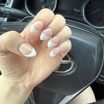 Kelly's Nails & Spa - Nail Salons Near Me - Modesto, California