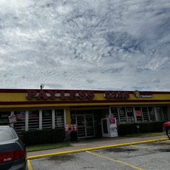 Pizca De Oaxaca Taqueria - Storefront (restaurant inside that liquor store) - Mexican Near Me - Irving, Texas Pizca De Oaxaca Taqueria - Storefront (restaurant inside that liquor store) - Mexican Near Me - Irving, Texas