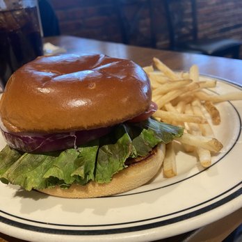 Mimi's Cafe - Brioche Cheeseburger - Breakfast & Brunch Near Me - Knoxville, Tennessee