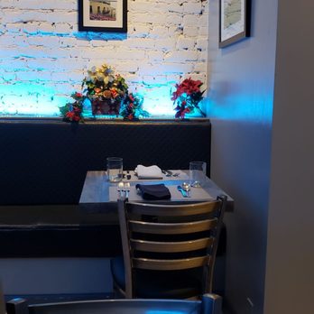 Valentina's Ristorante - Wine Bars Near Me - Mount Vernon, New York