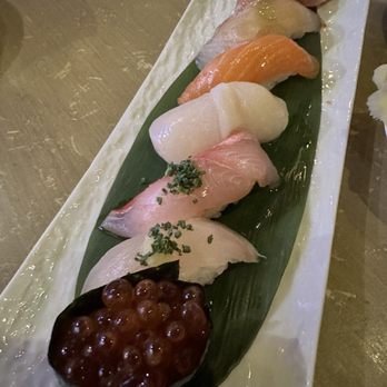 Mrs Fish - Nigiri platter (Mother's Day prix fixe) - Cocktail Bars Near Me - Los Angeles, California