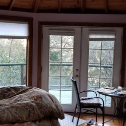 Bella Luna Mountaintop Retreat - Never did any "work" at the desk (retired)!