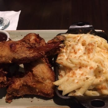Eclipse Kitchen & Bar - Chicken wings with mac and cheese - New American Near Me - San Francisco, California