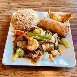 Red Bowl Asian Bistro - Absolutely delicious!!