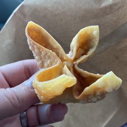 China King - Ste Genevieve - Crab Rangoon.... DeLISH!!!!