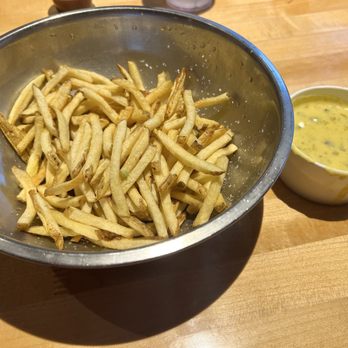 Hopdoddy Burger Bar - Green Chile Queso Fries - Burgers Near Me - El Segundo, California Hopdoddy Burger Bar - Green Chile Queso Fries - Burgers Near Me - El Segundo, California