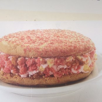 Dino-Bite Snacks - Ice cream sandwiches - Fast Food Near Me - Lake Buena Vista, Florida