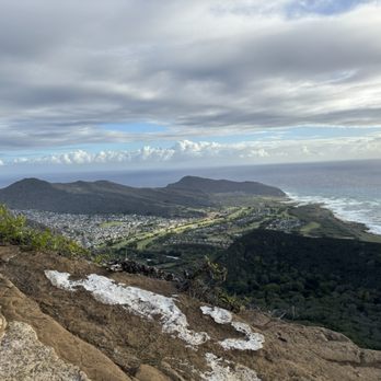 Koko Crater Trail - Worth it for the view - Hiking Near Me - Honolulu, Hawaii Koko Crater Trail - Worth it for the view - Hiking Near Me - Honolulu, Hawaii