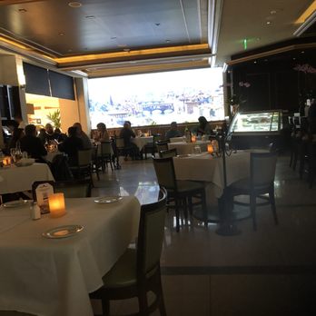 Bella Luna - Great scene - Italian Near Me - Aventura, Florida Bella Luna - Great scene - Italian Near Me - Aventura, Florida