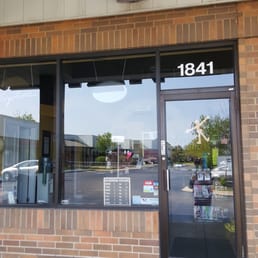 I've been here since 9 a.m. to get in to go tannnning the hours State 9 a.m. and no one is here I'm not happy Laura sujak I've been here since 9 a.m. to get in to go tannnning the hours State 9 a.m. and no one is here I'm not happy Laura sujak