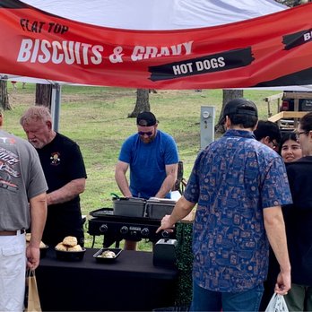 Flat Top Biscuits & Gravy - People ordering and receiving the GREATNESS!!! - Comfort Food Near Me