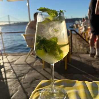 Ponto Final - So delicious! I wish I remembered the name of this drink. - Portuguese Near Me - Almada, 15