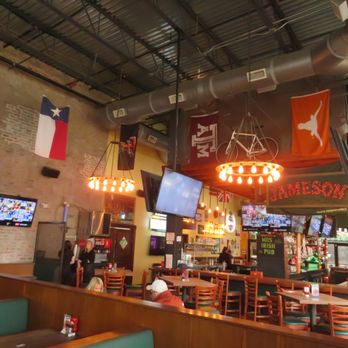 Mo's Irish Pub - Irish Pub Near Me - Katy, Texas Mo's Irish Pub - Irish Pub Near Me - Katy, Texas