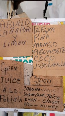 Los Pinarenos, Fruteria by null