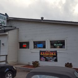 Shamrock Cafe - Store Frontage