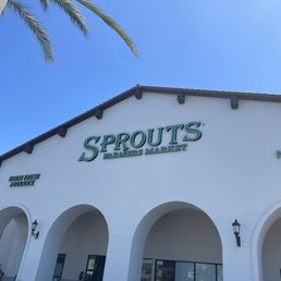 Sprout's Farmers Market. Sprout's Farmers Market.