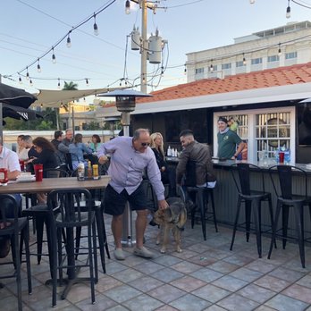 10 Twenty five - Dog friendly - Gastropubs Near Me - Fort Myers, Florida