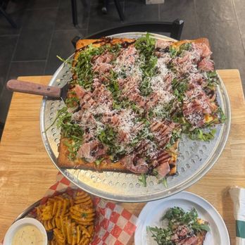 Times Square Pizza - Pizza Near Me - Port St. Lucie, Florida