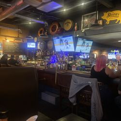 Pub 1281 - Full bar with king crab, steak, burgers, pita and about 30 different specials on any given night.