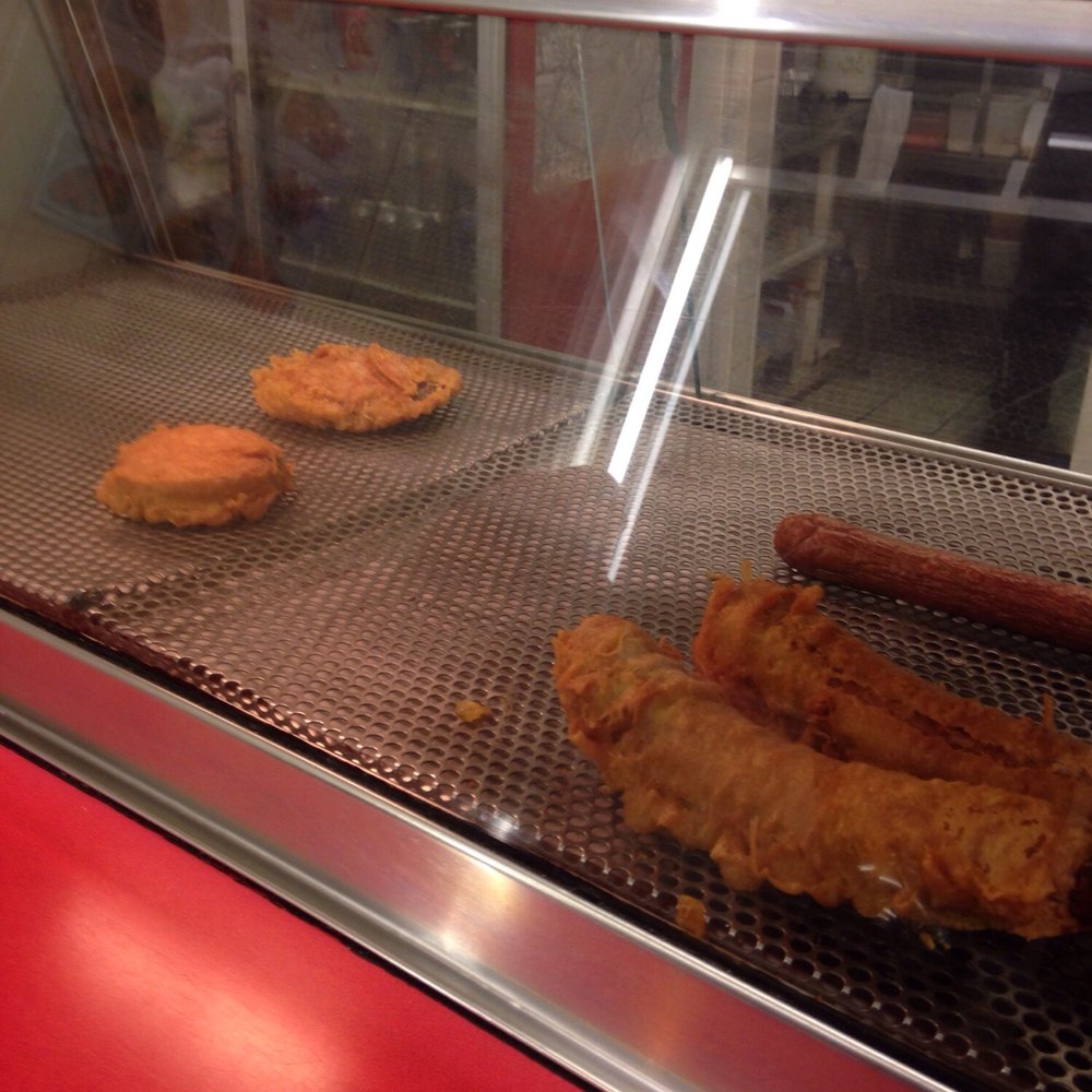 Lucky Fish Bar - Fish and chips - Fast Food Near Me - London, XGL